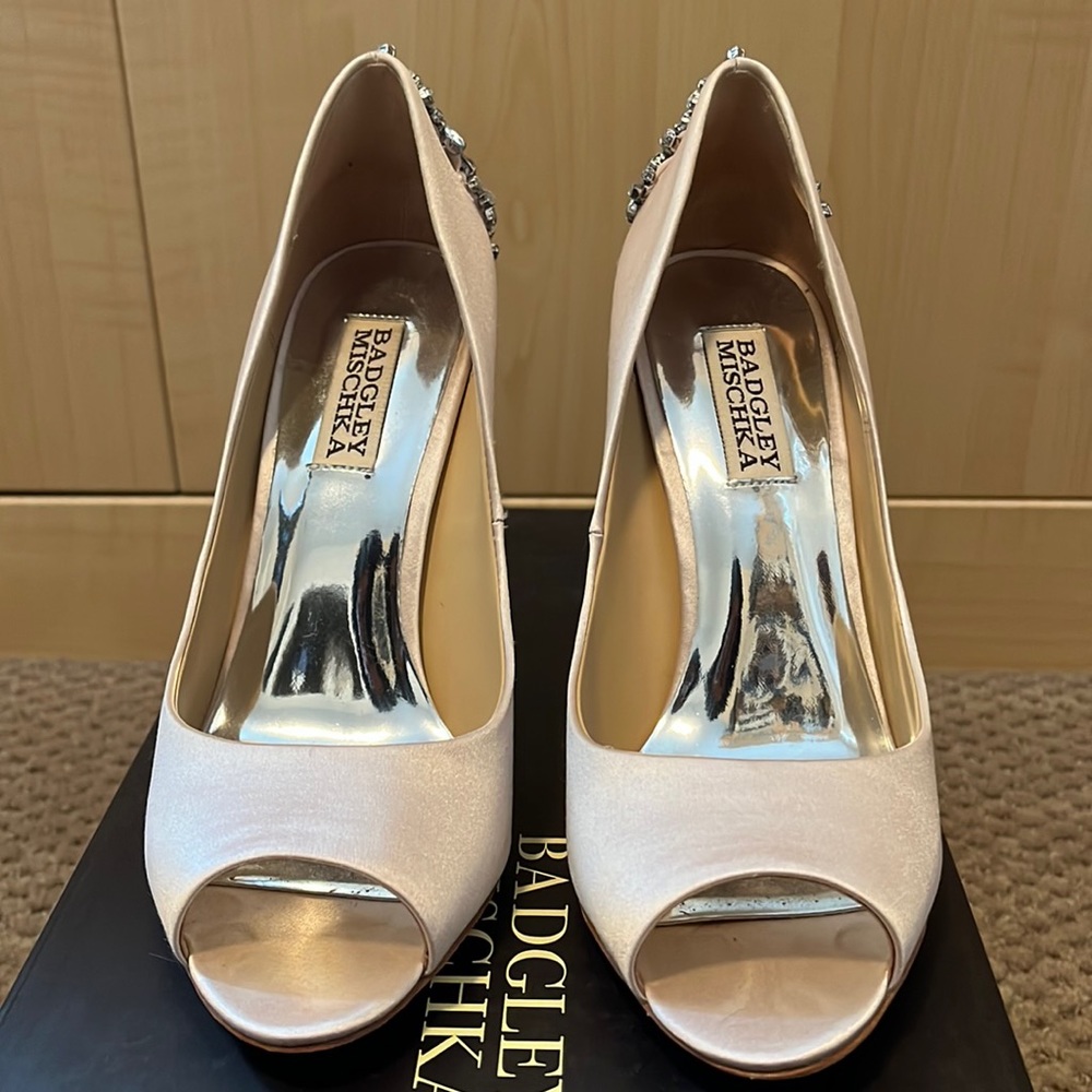Badgley Mishka Nilla Heels size 7